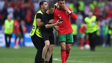 Todos querem Cristiano Ronaldo: seguran&ccedil;a preocupa sele&ccedil;&atilde;o portuguesa ap&oacute;s invas&otilde;es na Euro
