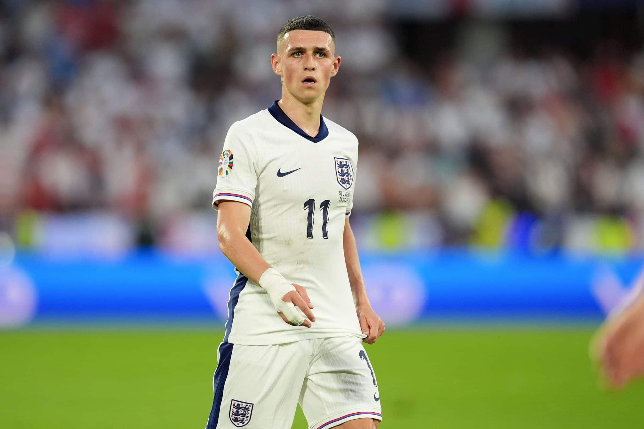 Foden deixa concentra&ccedil;&atilde;o da Inglaterra e vira d&uacute;vida para oitavas da Euro