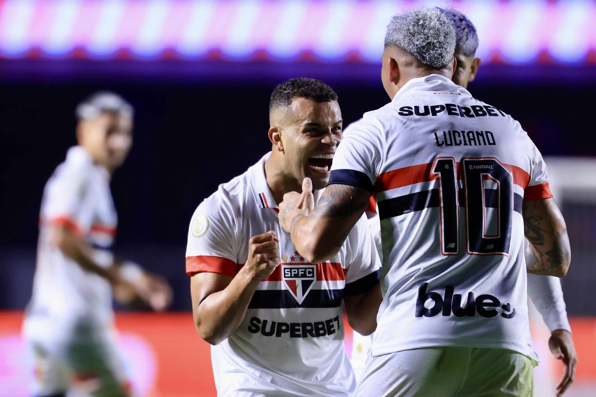 Apesar de Jandrei, S&atilde;o Paulo resgata confian&ccedil;a do torcedor em noite de pior p&uacute;blico do ano