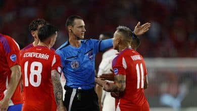 Chile exige suspens&atilde;o de &aacute;rbitro e faz fortes reclama&ccedil;&otilde;es ap&oacute;s queda na Copa Am&eacute;rica