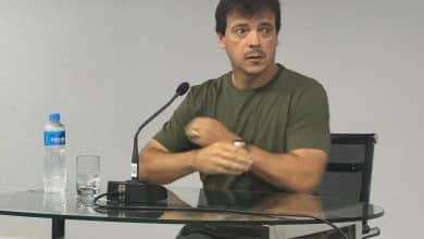 A emo&ccedil;&atilde;o de Fernando Diniz em entrevista de adeus ao Fluminense