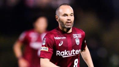 Colecionador de t&iacute;tulos, Iniesta amarga 1&deg; rebaixamento da carreira aos 40 anos