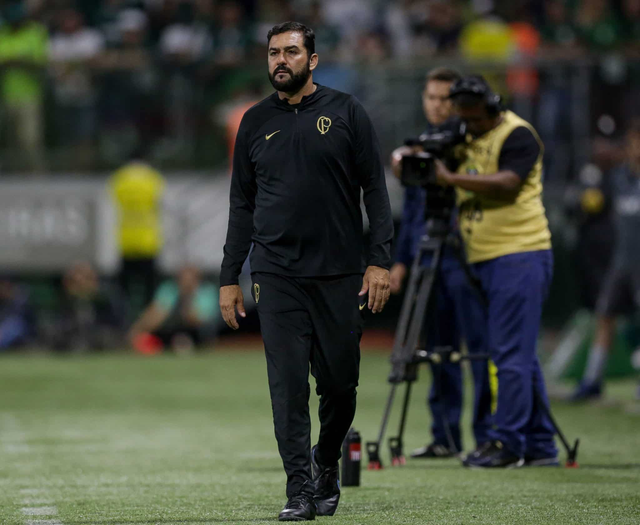Danilo t&eacute;cnico do Corinthians contra o Palmeiras em 2023