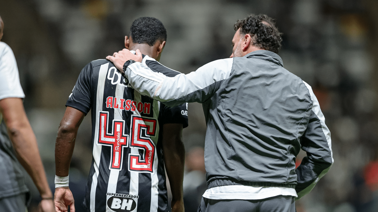 Atl&eacute;tico-MG confirma les&atilde;o grave de joia e mais quatro machucados, e chega a 11 desfalques