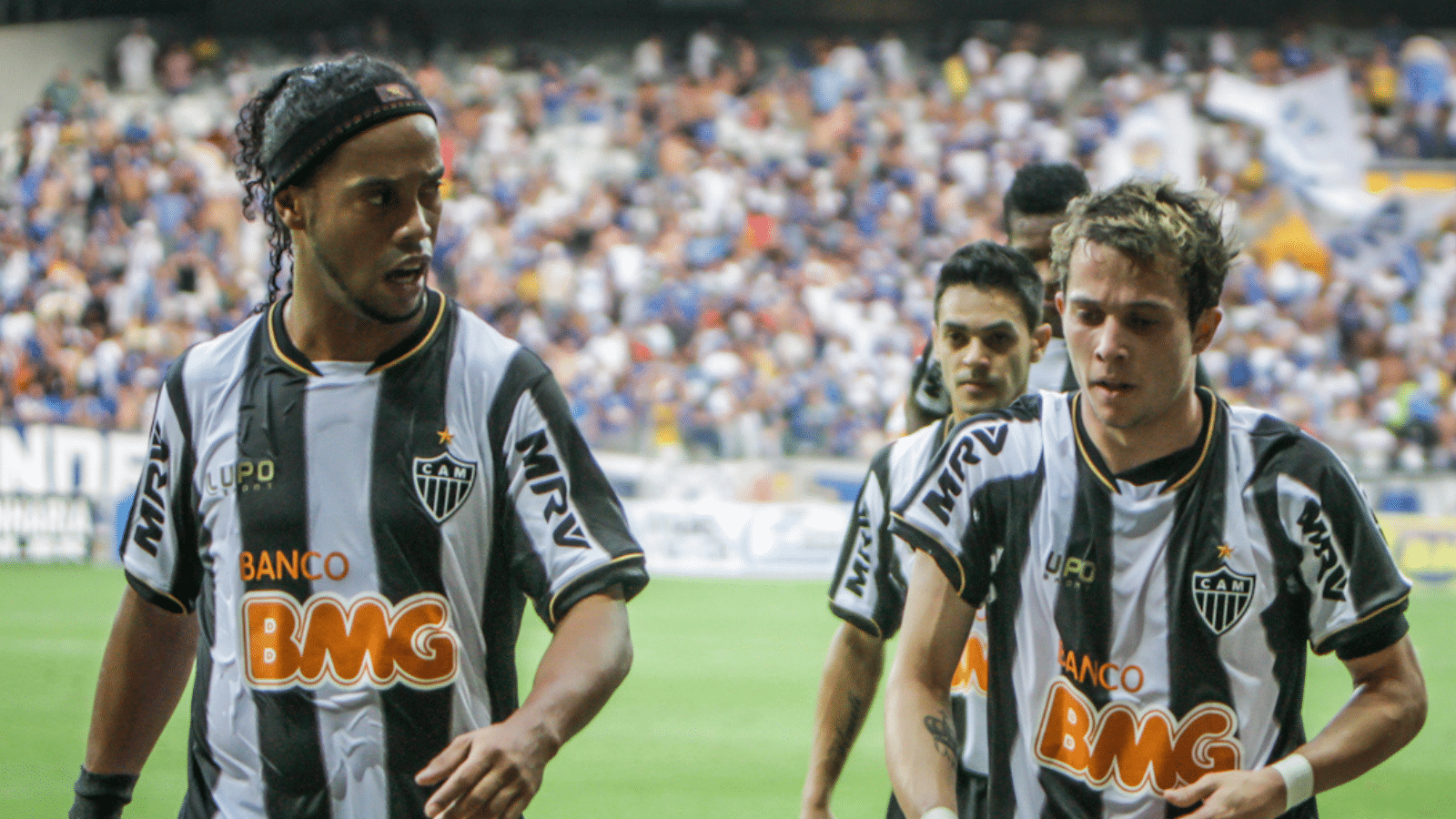 Bernard explica motivo para n&atilde;o escolher n&uacute;mero que Ronaldinho brilhou pelo Atl&eacute;tico-MG