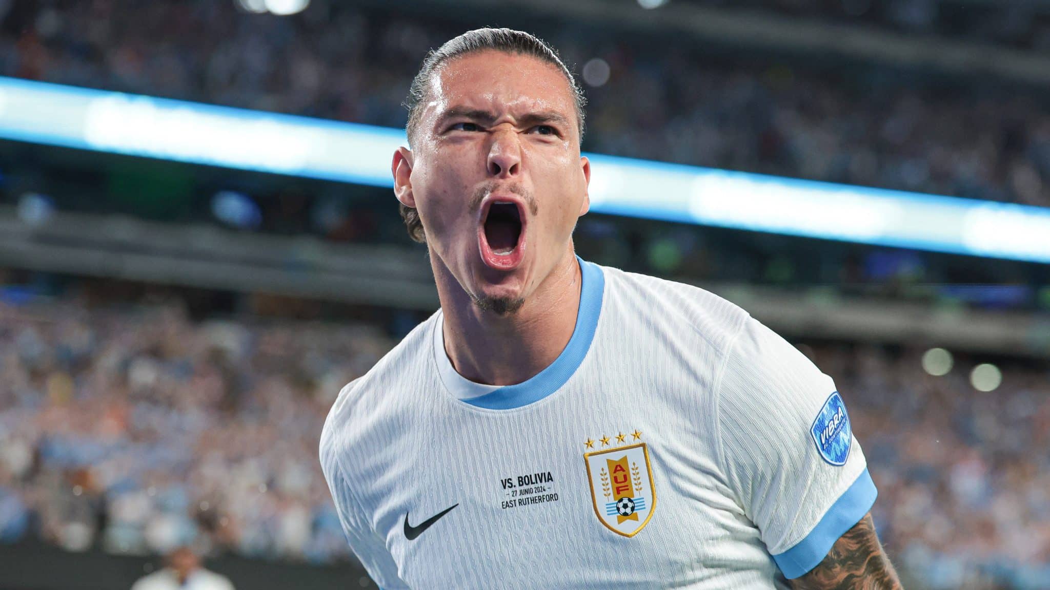 Darwin N&uacute;&ntilde;ez iguala recorde de quase 100 anos em goleada do Uruguai