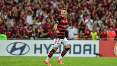 L&eacute;o Ortiz brinca com nova fun&ccedil;&atilde;o no Flamengo e pode resolver problema de Tite&nbsp;na&nbsp;Copa&nbsp;Am&eacute;rica