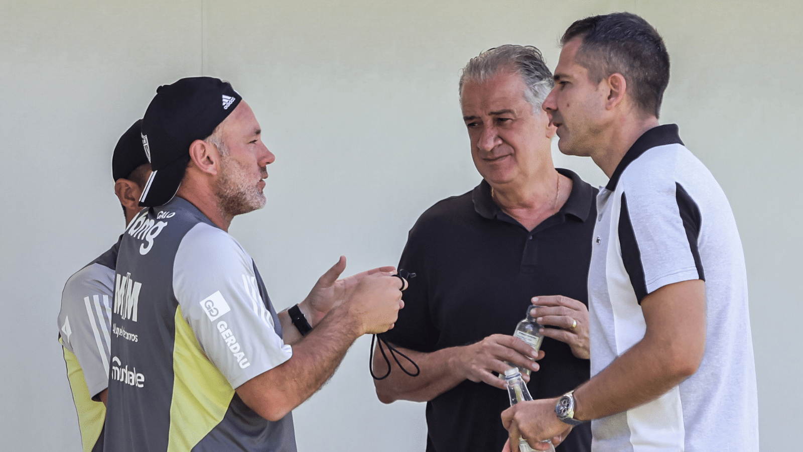 Atl&eacute;tico-MG quer &lsquo;contrata&ccedil;&otilde;es qualitativas&rsquo;, mas, sem investir, n&atilde;o deve conseguir