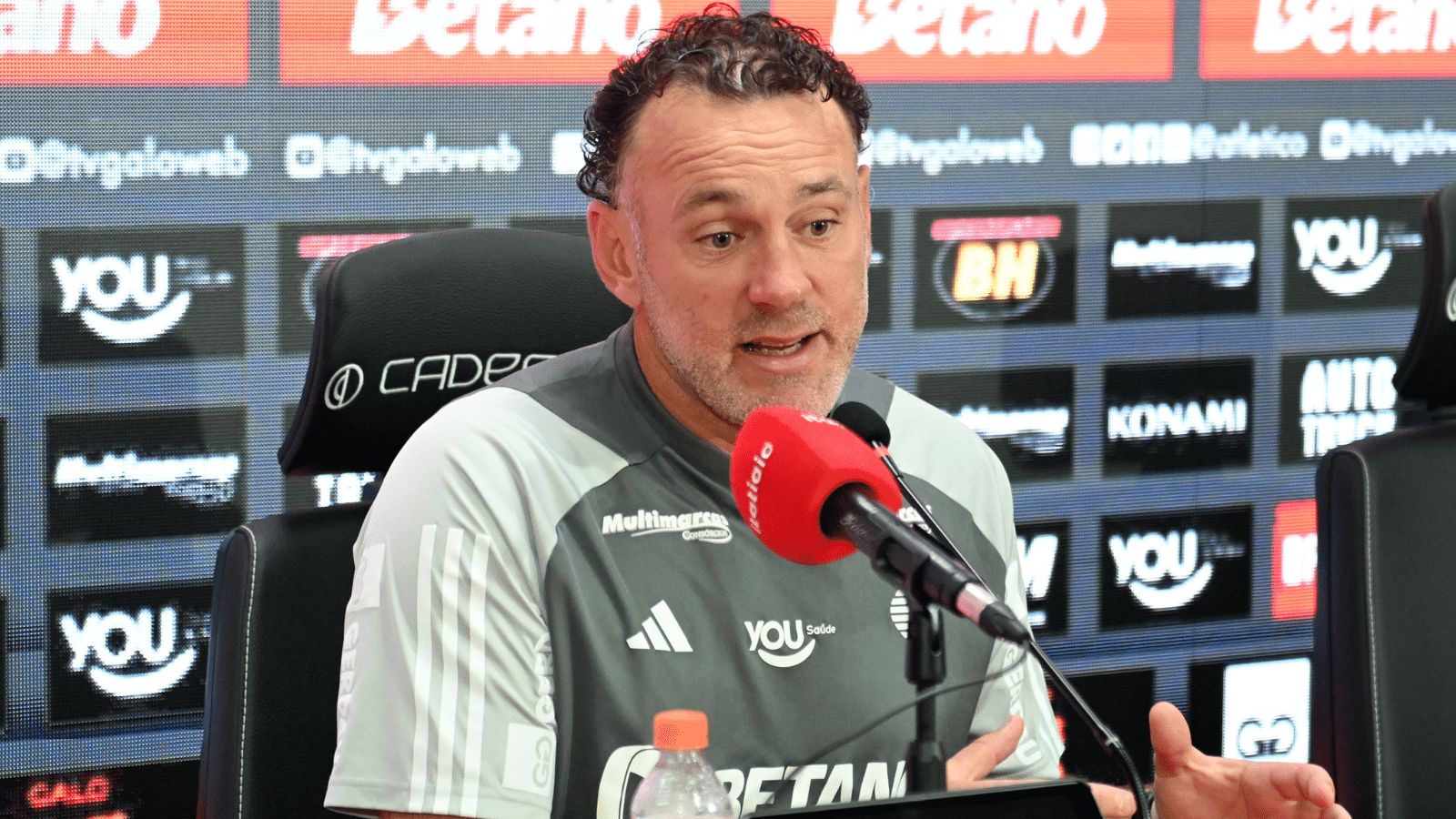 &lsquo;Fizemos mal muitas coisas&rsquo;: Milito lamenta desastre defensivo do Atl&eacute;tico-MG em goleada