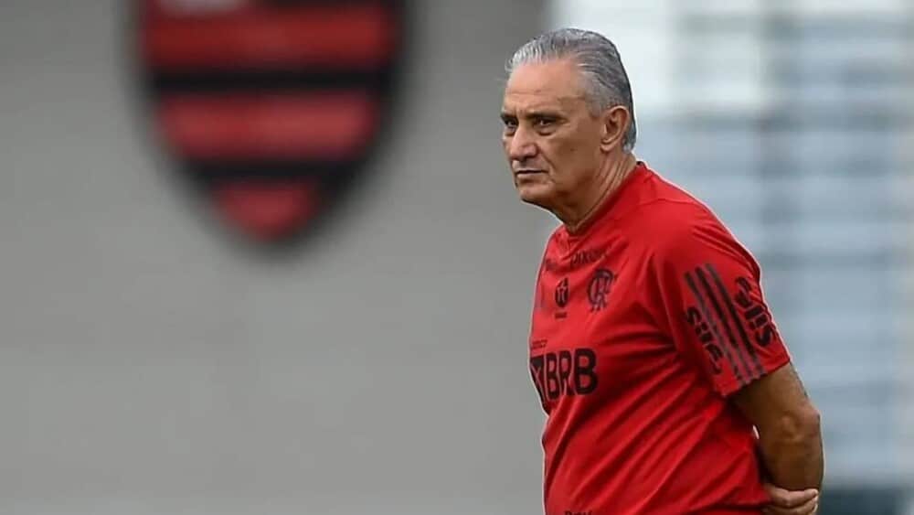 Tite tem maior n&uacute;mero de baixas desde que chegou ao Flamengo e segue sem repetir escala&ccedil;&atilde;o
