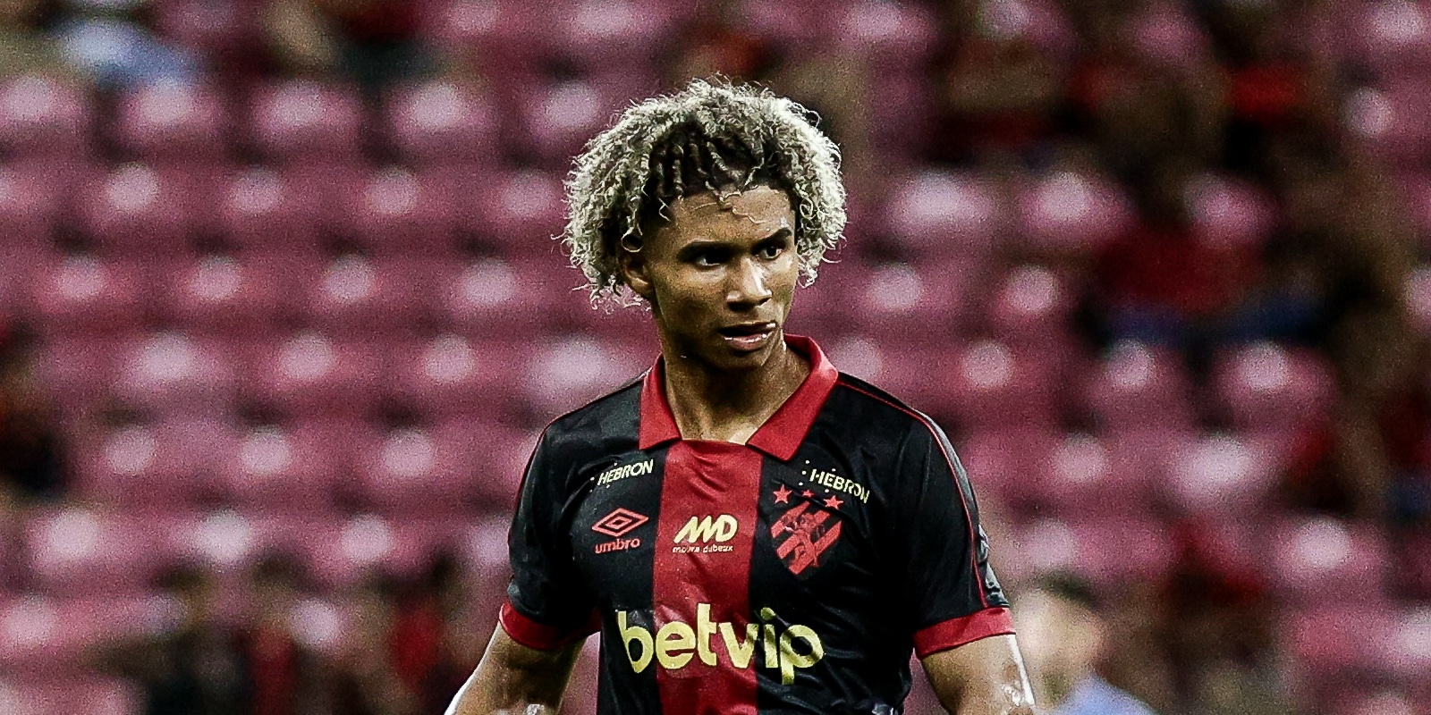 Pedro Lima no Chelsea quebra recorde; as maiores vendas da hist&oacute;ria do futebol nordestino