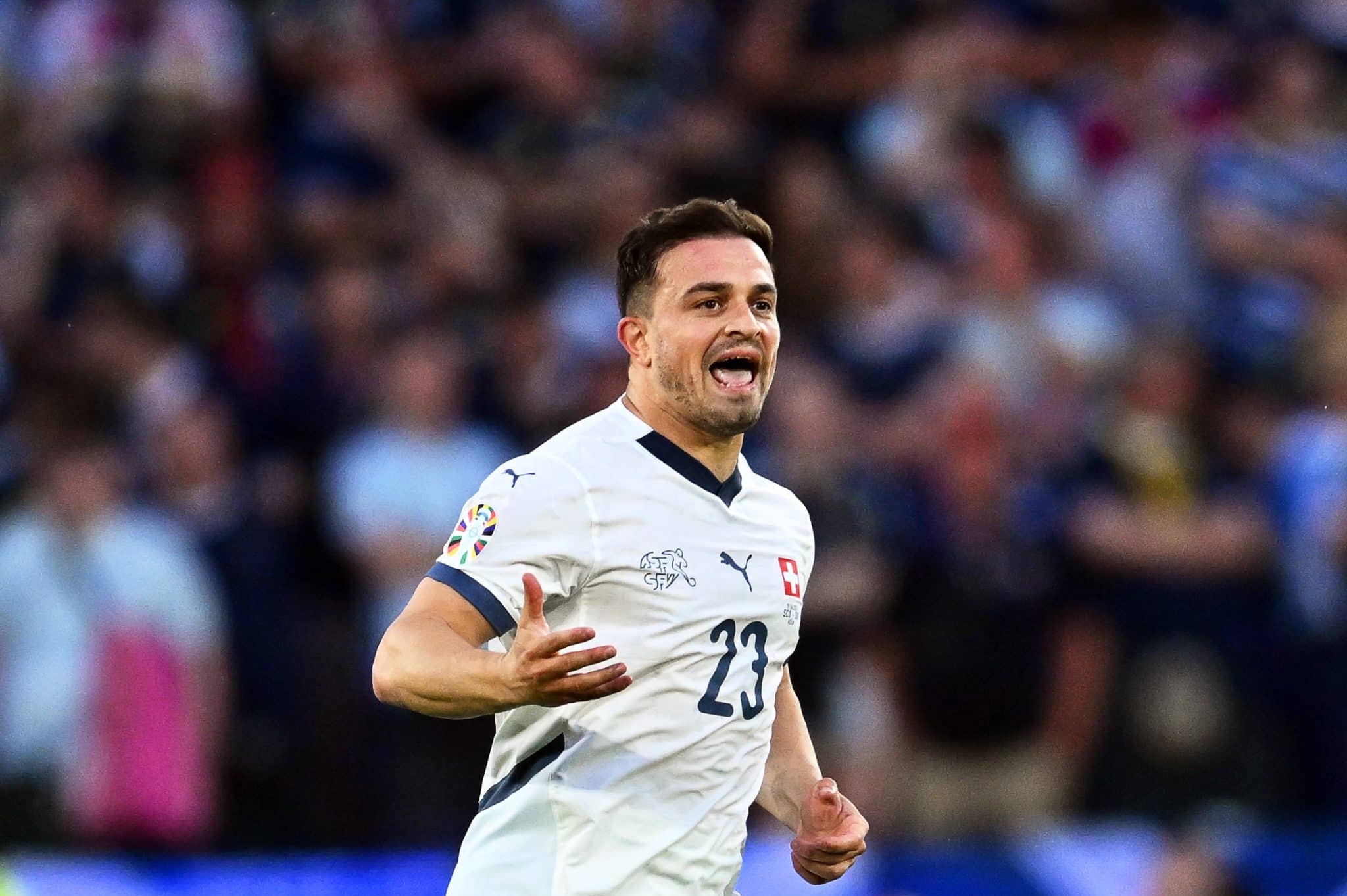 Shaqiri marca em empate da Su&iacute;&ccedil;a na Euro e estabelece feito que nem Cristiano Ronaldo tem