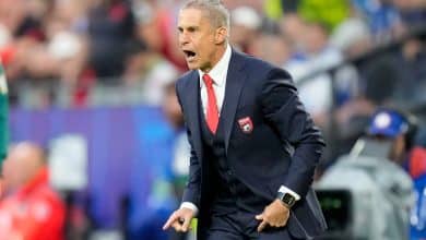 Mesmo derrotada, Alb&acirc;nia de Sylvinho faz hist&oacute;ria contra It&aacute;lia na Euro