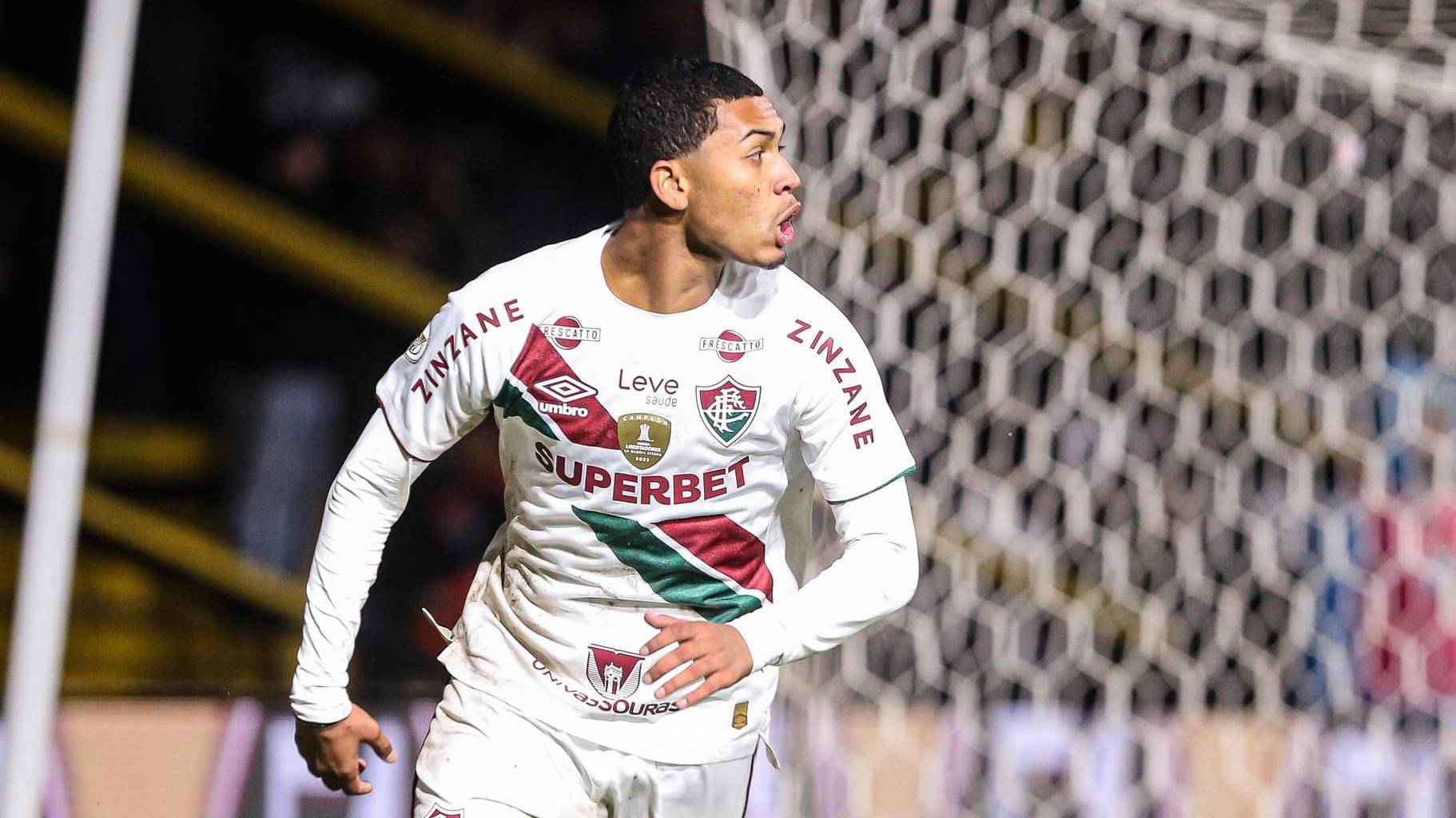 Esquerdinha foi um dos destaques do Fluminense no empate com o Crici&uacute;ma - Foto: Marcelo Gon&ccedil;alves/Fluminense FC