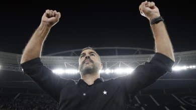 Artur Jorge abandona coletiva do Botafogo ap&oacute;s vit&oacute;ria sobre o Inter; entenda