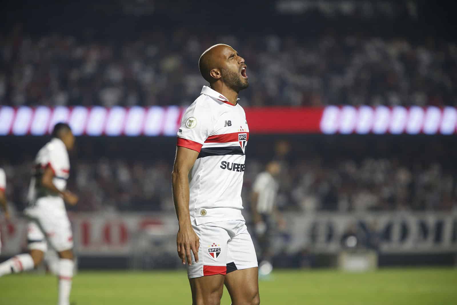Suspens&atilde;o de Lucas contra o Fortaleza tamb&eacute;m traz lado bom para o S&atilde;o Paulo