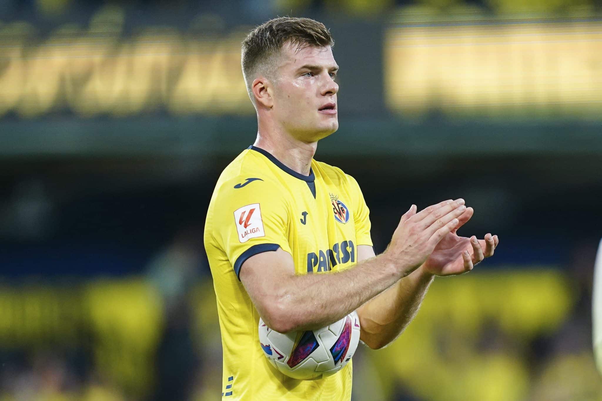 Atl&eacute;tico de Madrid avan&ccedil;a por S&oslash;rloth ap&oacute;s falhar com Dovbyk