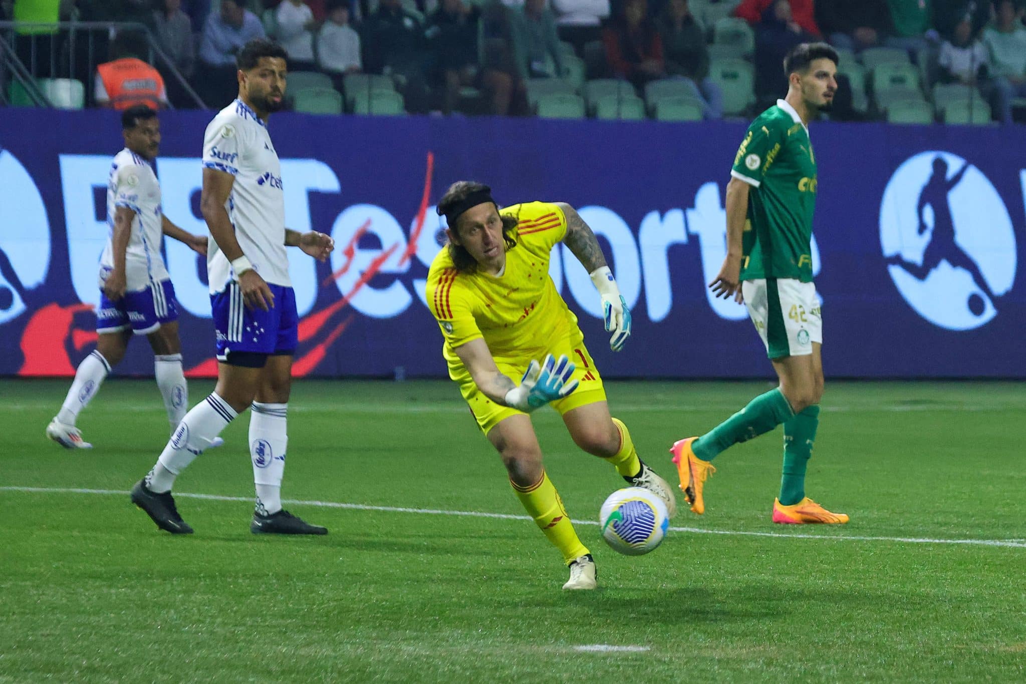 Goleiro C&aacute;ssio durante Palmeiras 2 x 0 Cruzeiro