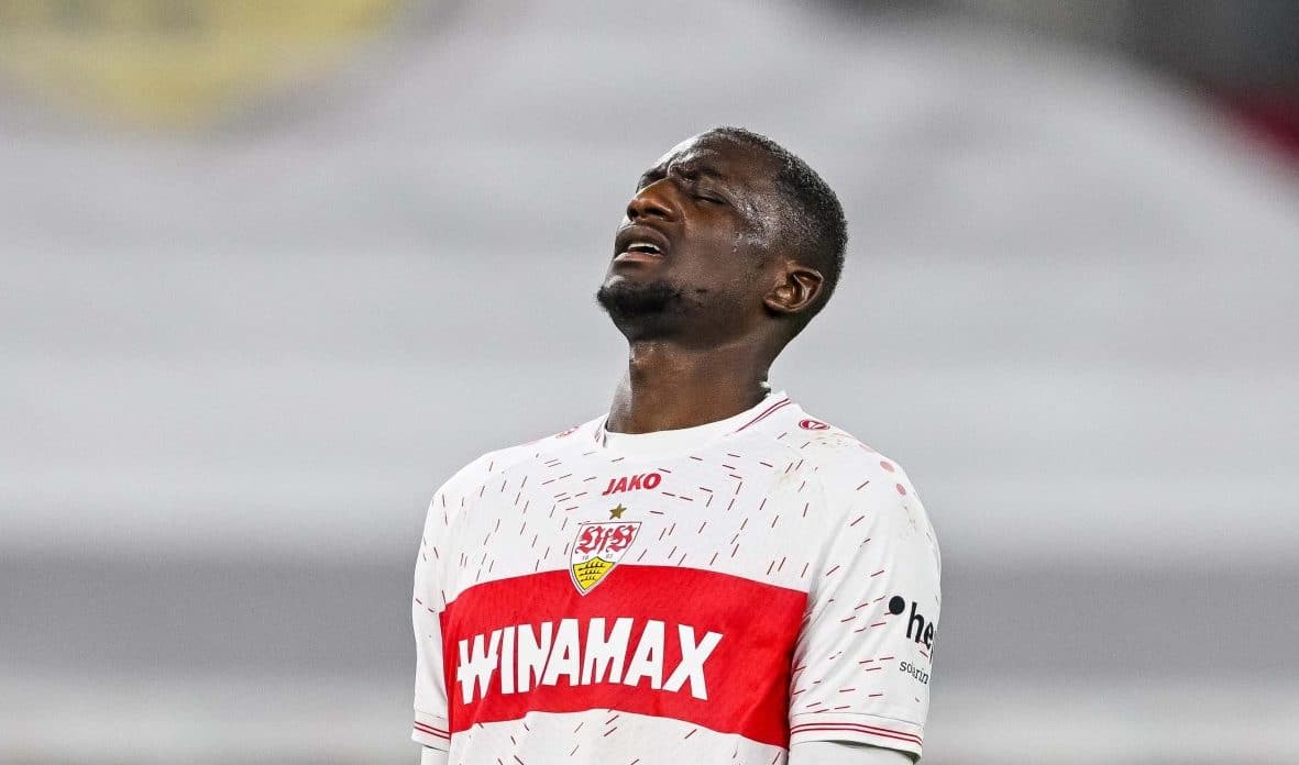 Les&atilde;o inesperada atrapalha Borussia Dortmund em contrata&ccedil;&atilde;o de destaque da Bundesliga