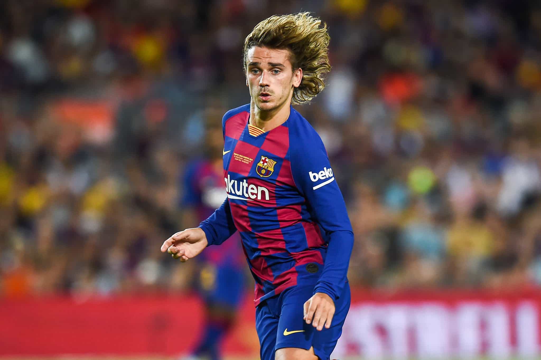 Griezmann em seus primeiros momentos ap&oacute;s a transfer&ecirc;ncia para o Barcelona