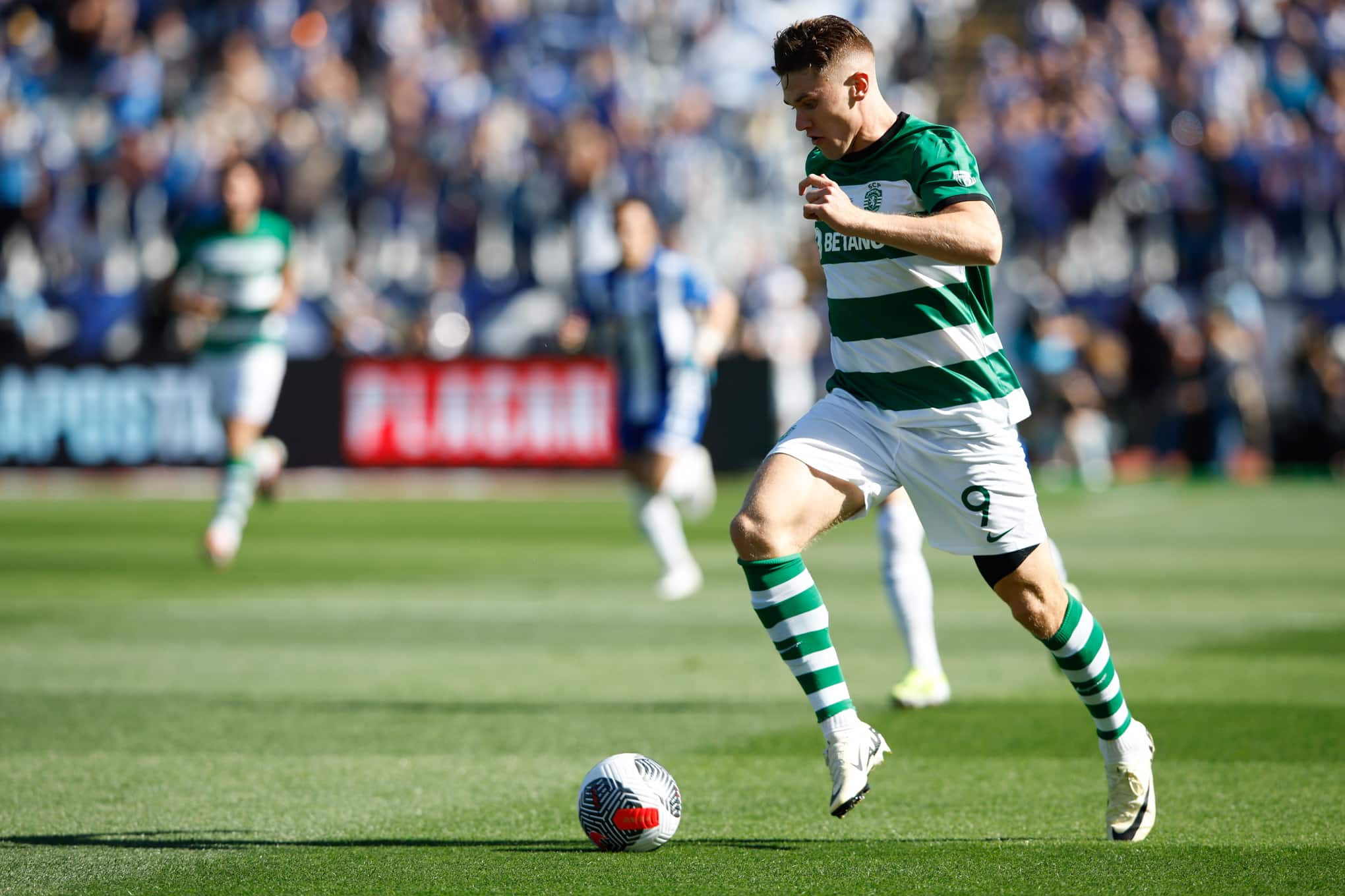 Arsenal aposta na contrata&ccedil;&atilde;o do sueco Viktor Gyokeres