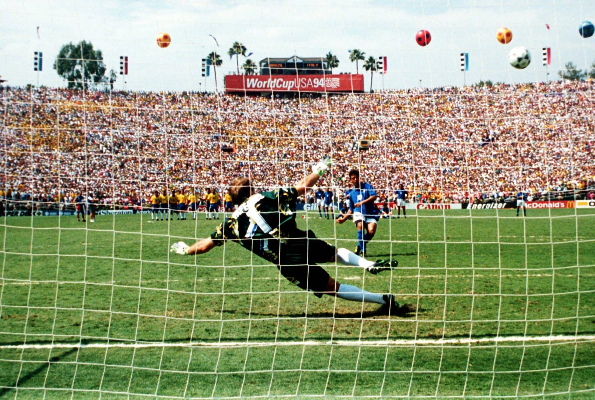 Roberto Baggio isola a cobran&ccedil;a na final da Copa de 1994