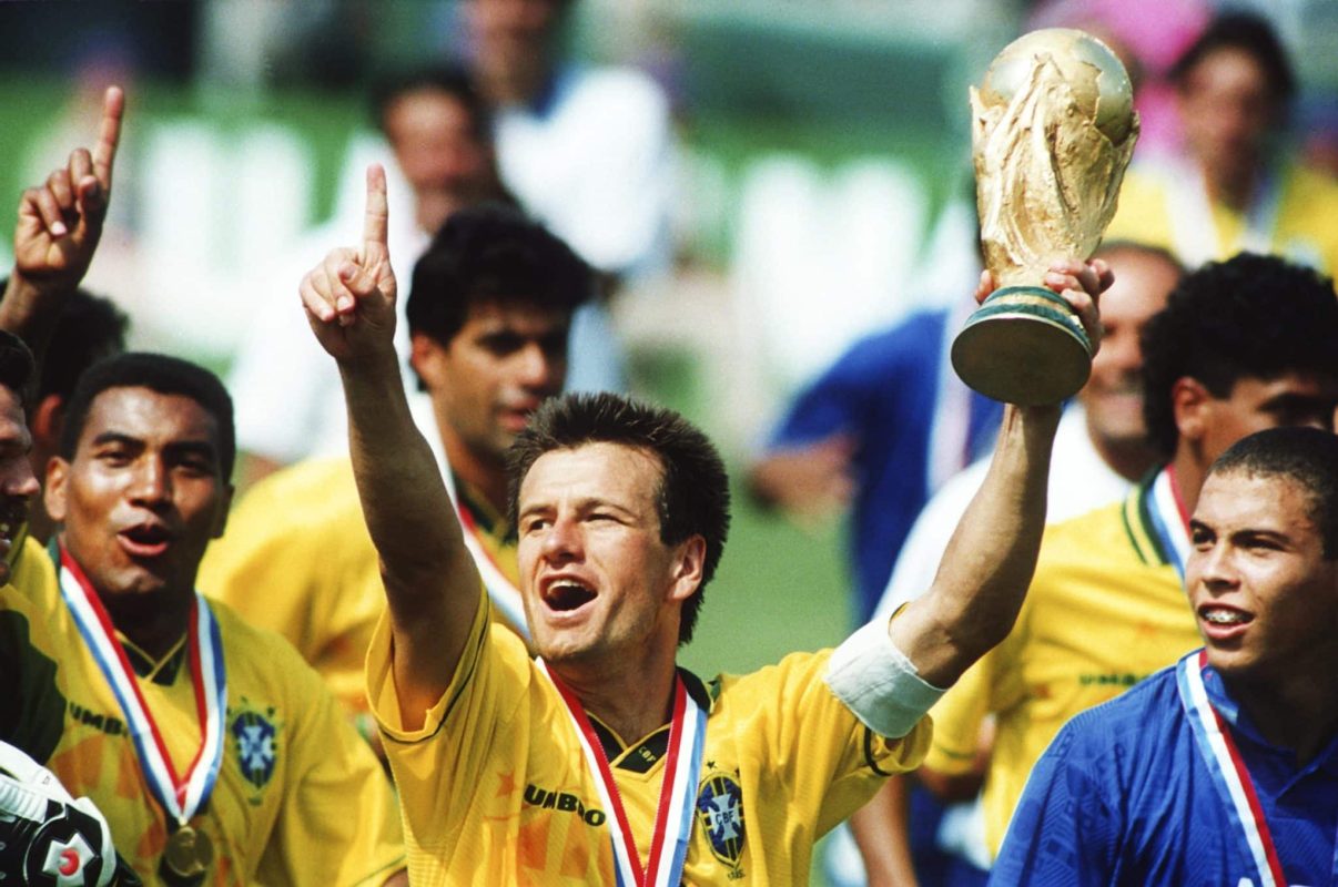 30 anos do Tetra: como a Sele&ccedil;&atilde;o soterrou cr&iacute;ticas para encerrar o maior jejum da hist&oacute;ria