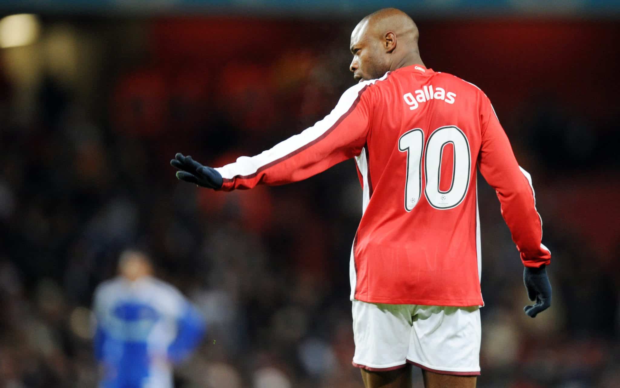 Zagueiro Gallas, camisa 10 do Arsenal