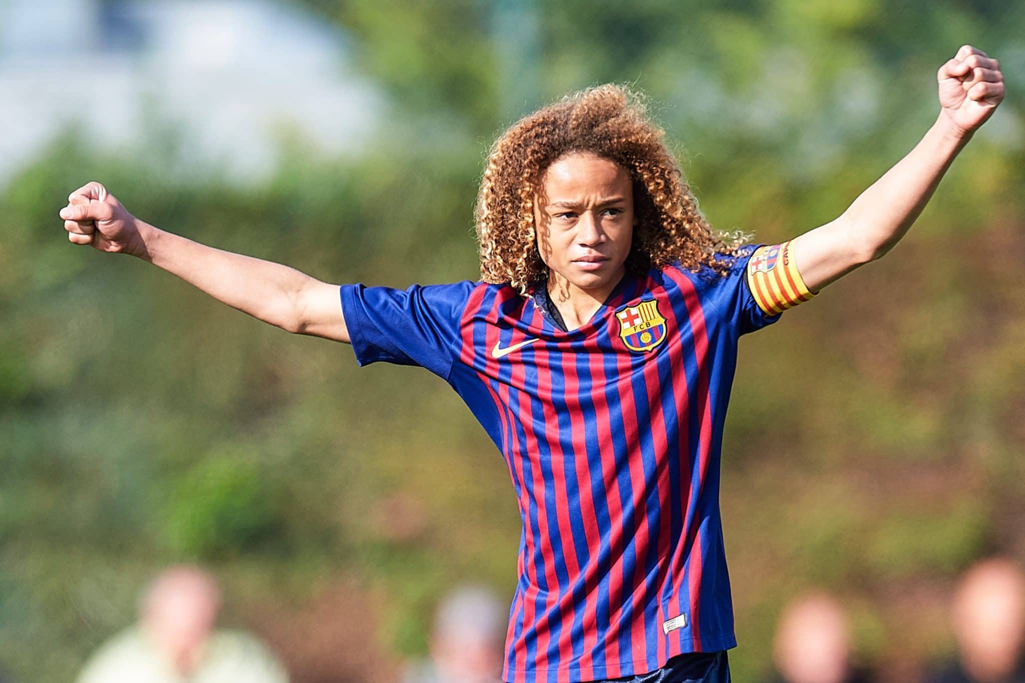 Xavi Simons em a&ccedil;&atilde;o pelas categorias de base do Barcelona, em 2019. Foto: Icon Sport