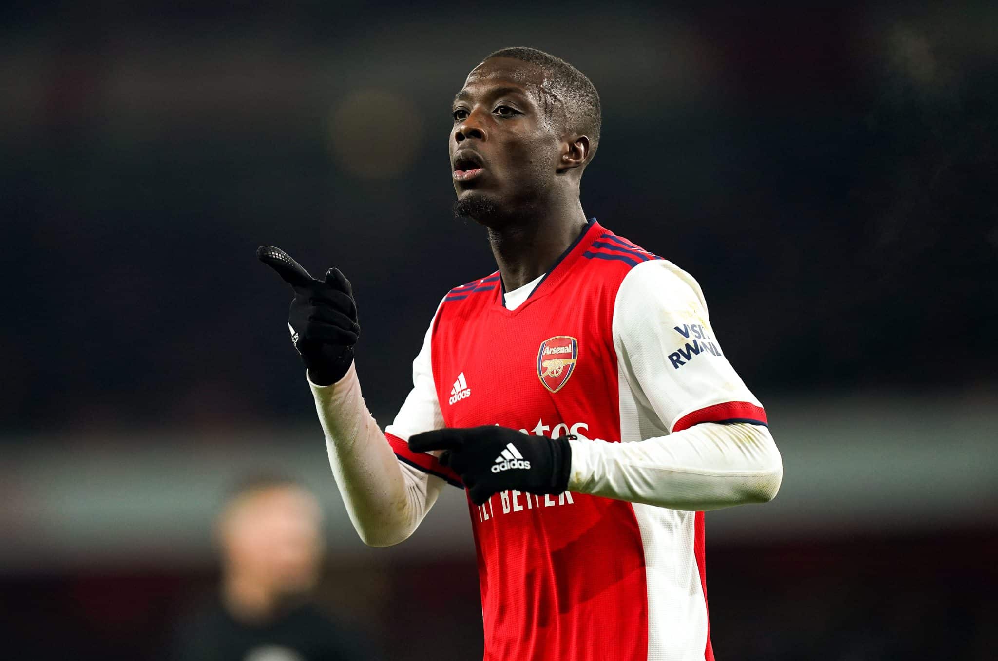 Chegou a hora de P&eacute;p&eacute; superar trauma com o Arsenal para realizar sonho de inf&acirc;ncia