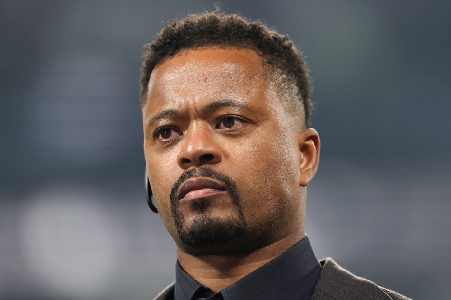 Ap&oacute;s multa por insultos homof&oacute;bicos, Evra &eacute; condenado a um ano de pris&atilde;o por outro motivo