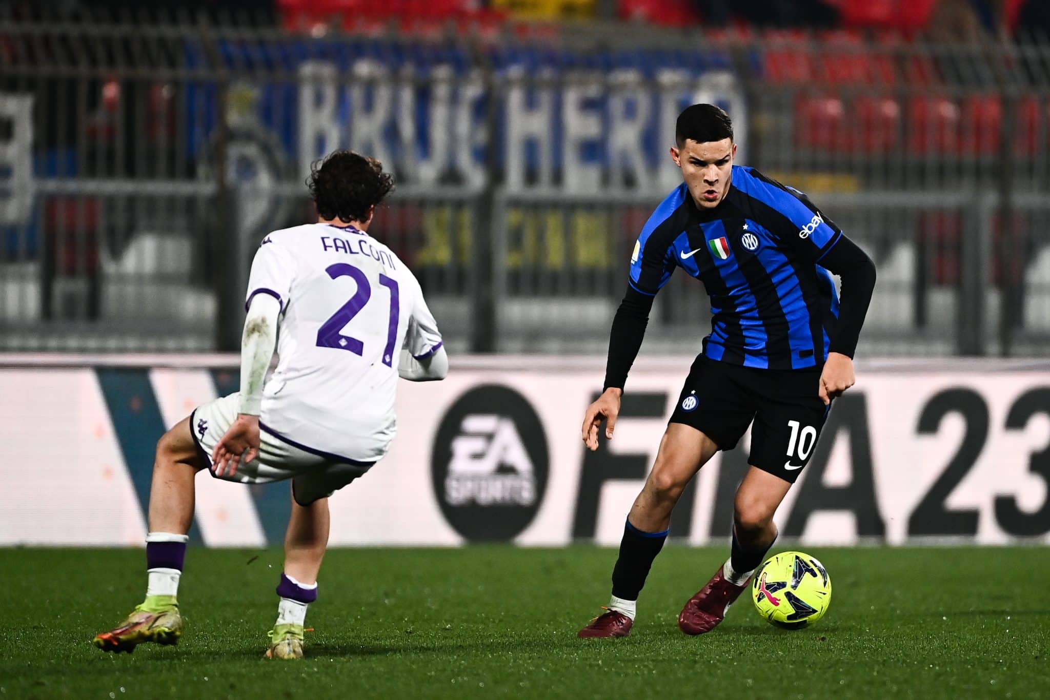 Valent&iacute;n Carboni em a&ccedil;&atilde;o nas categorias de base da Internazionale