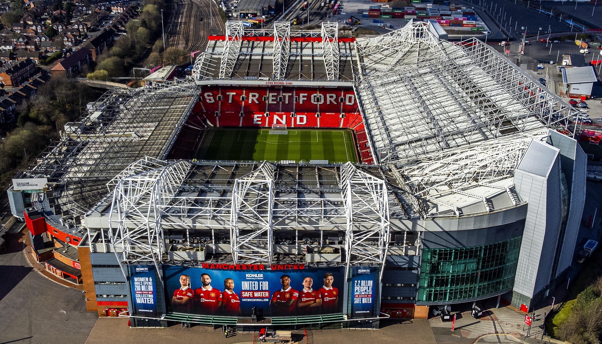 Manchester United quer trocar Old Trafford por novo est&aacute;dio de R$ 14 bilh&otilde;es