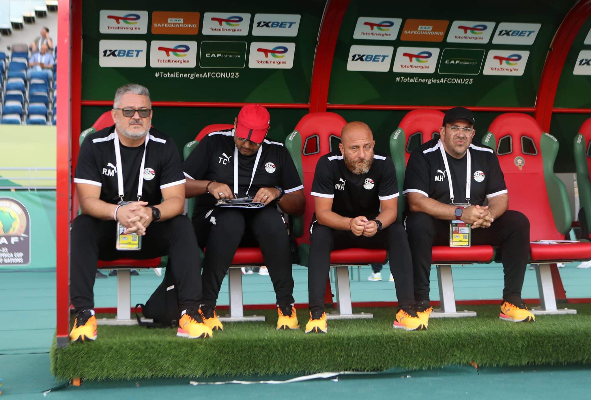 Rog&eacute;rio Micale e sua comiss&atilde;o t&eacute;cnica na sele&ccedil;&atilde;o eg&iacute;pcia ol&iacute;mpica