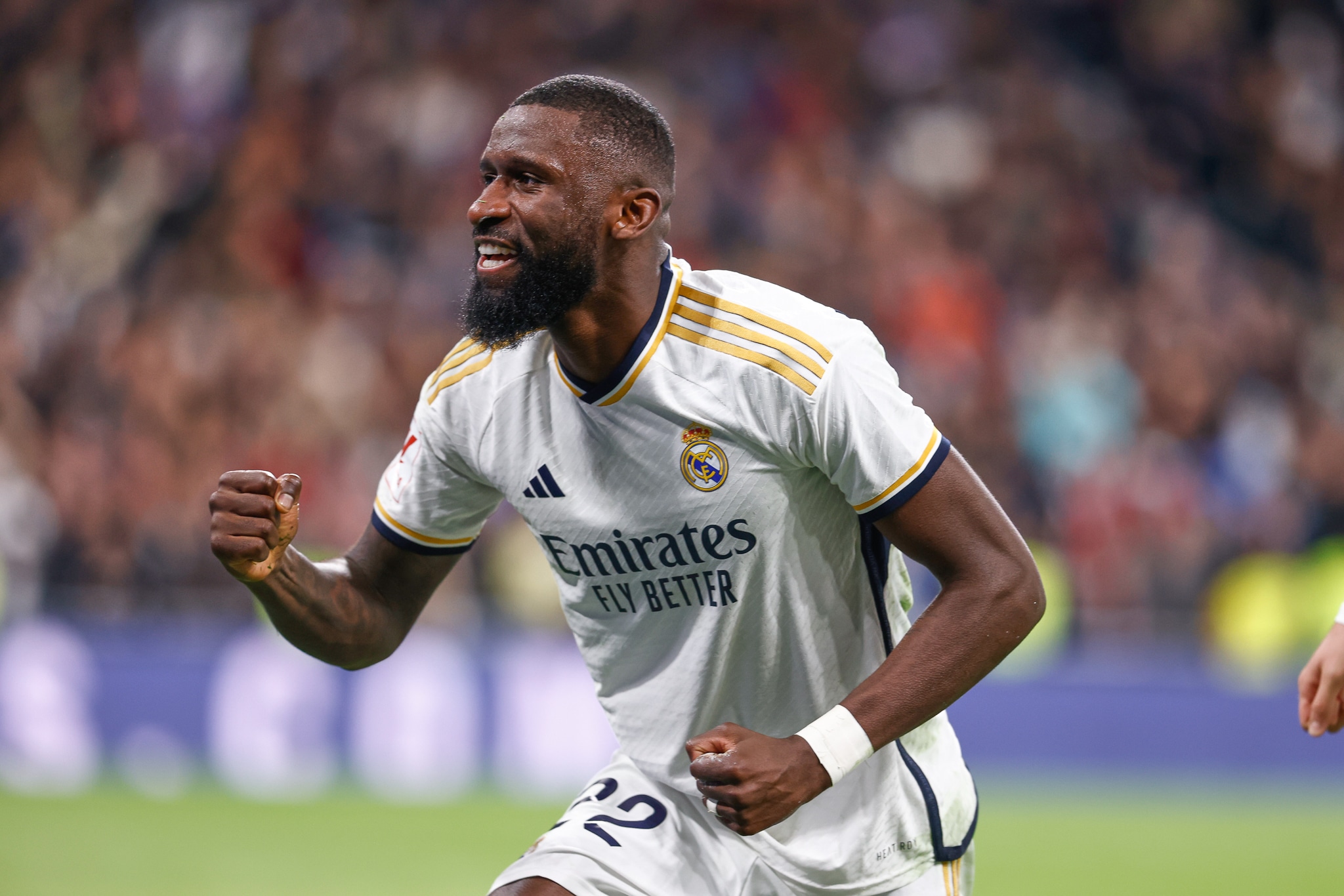 Contrato de Rudiger com o Real Madrid &eacute; v&aacute;lido at&eacute; junho de 2026 (Foto: Icon Sport)