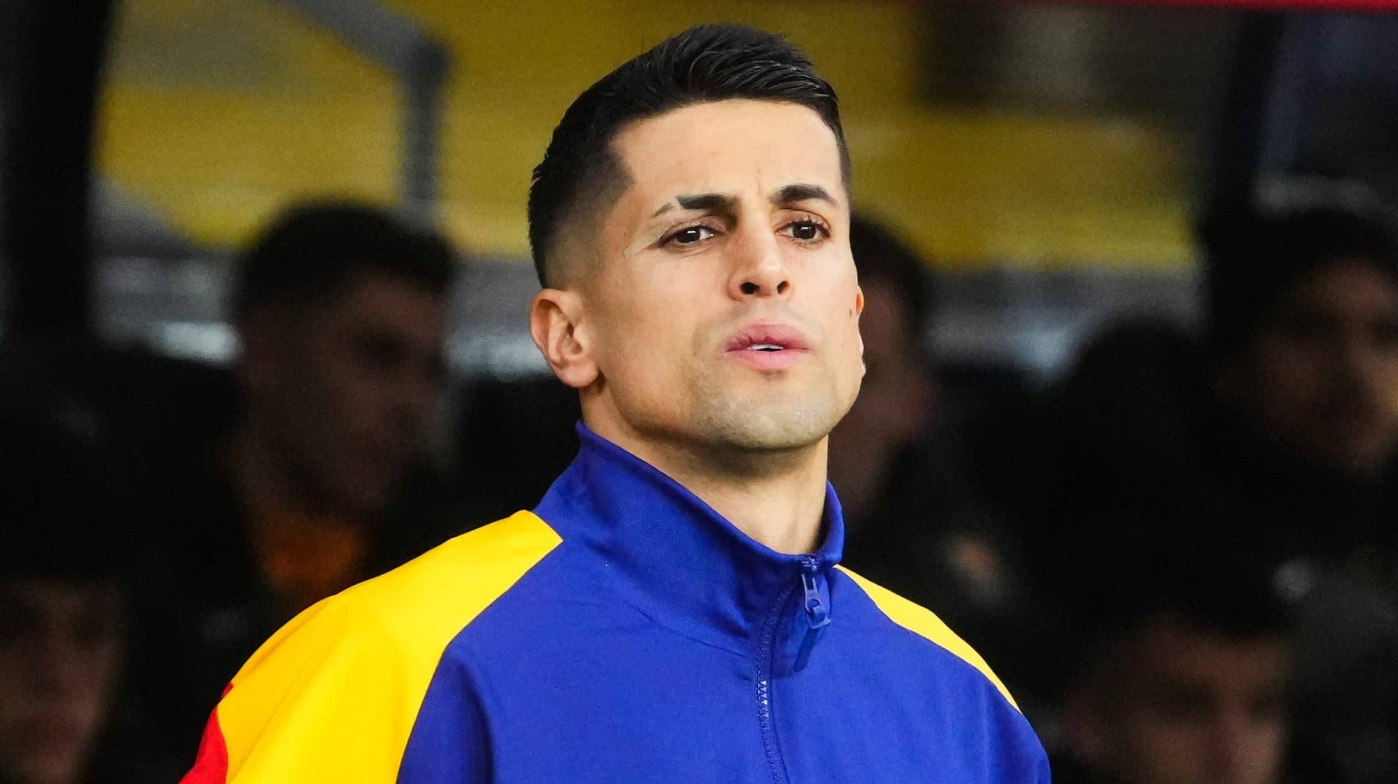 Por que Cancelo deve ter chance de ouro no Barcelona em per&iacute;odo crucial da temporada?