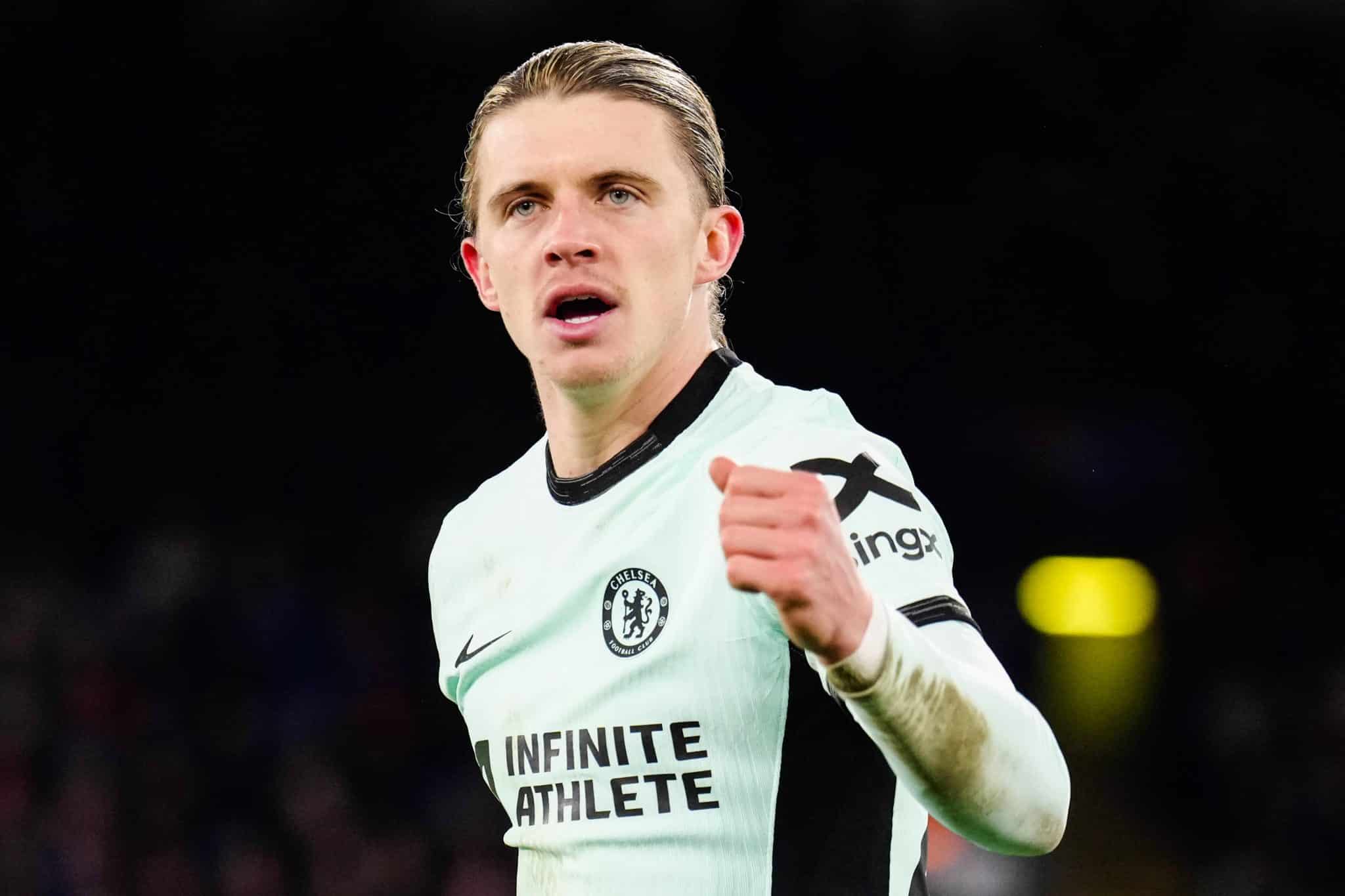 Por que o Chelsea tenta &lsquo;se livrar&rsquo; de um dos jogadores mais utilizados na &uacute;ltima temporada