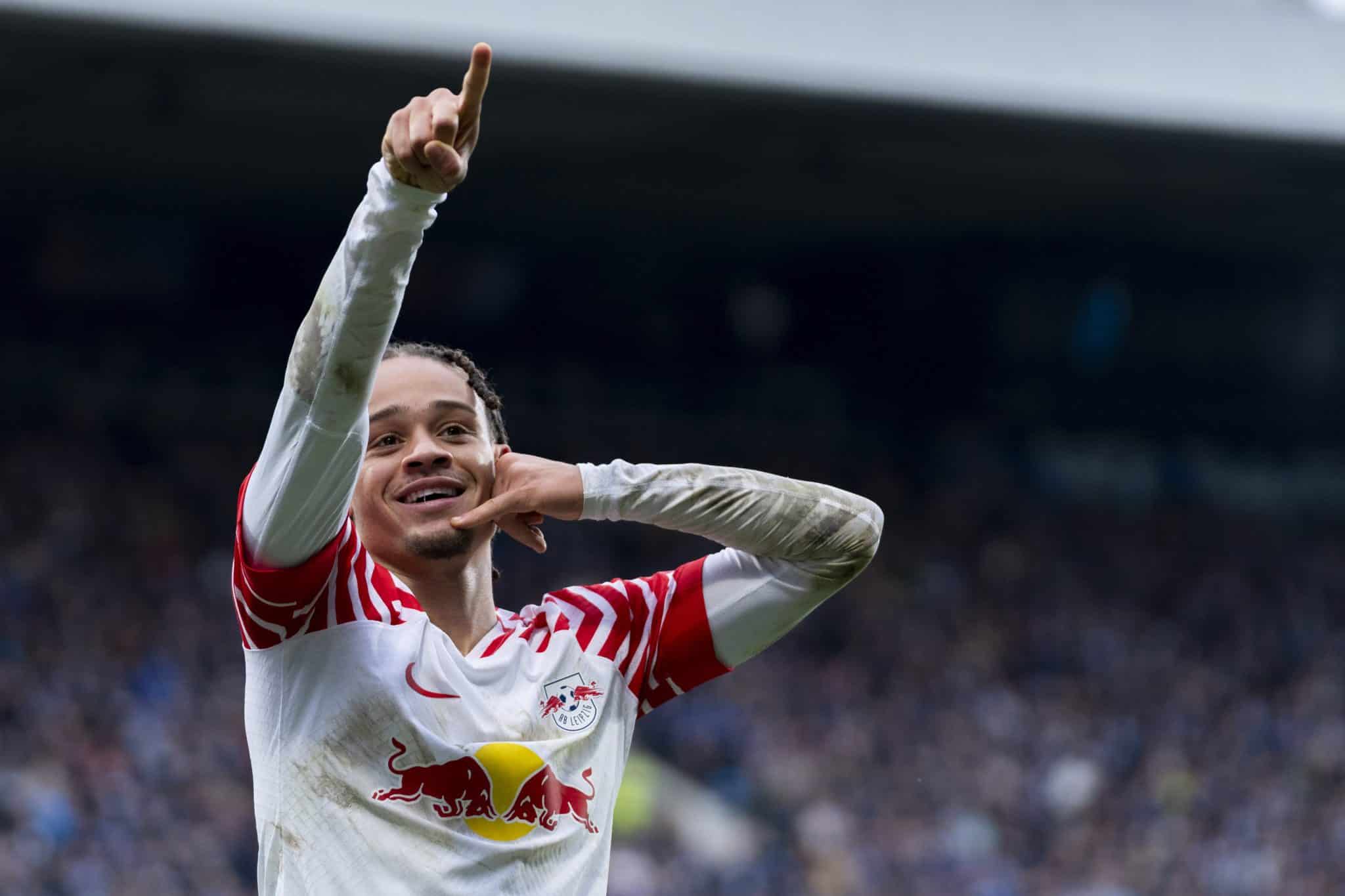 Xavi Simons celebra gol pelo RB Leipzig