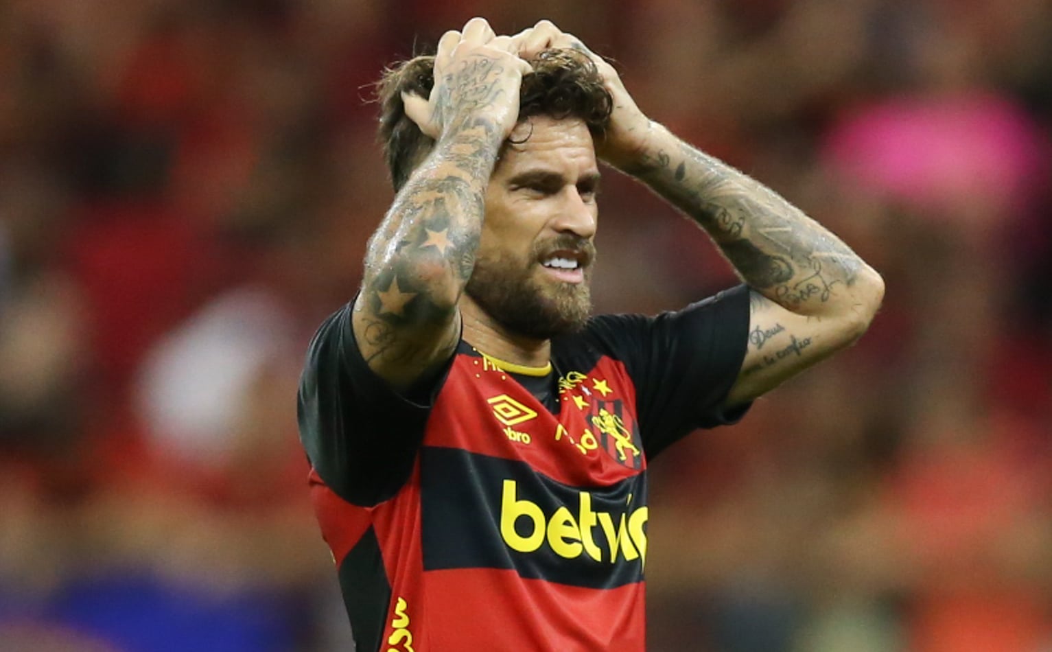 Quanto o Sport pagaria se quisesse utilizar Lucas Lima contra o Santos?