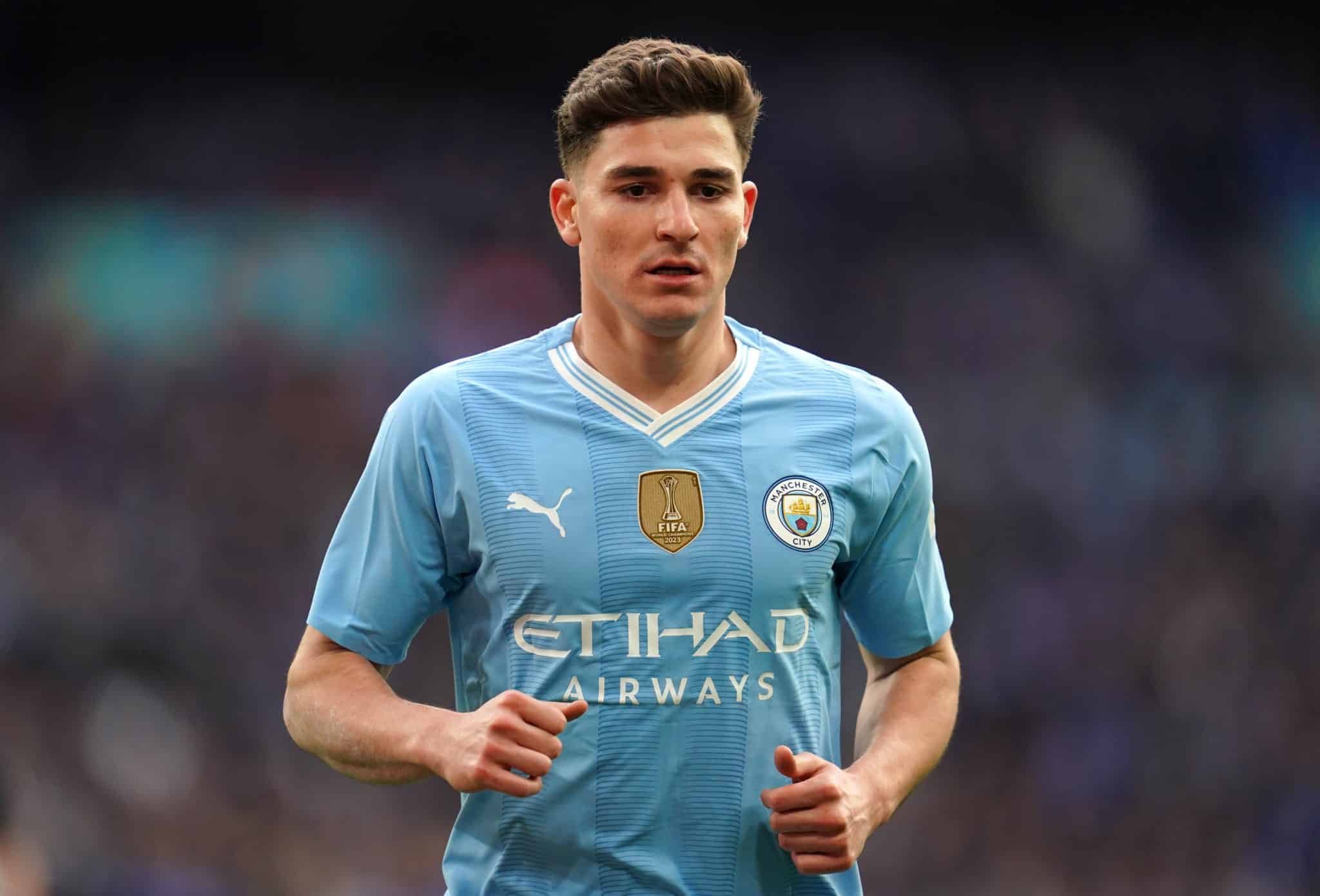 Julian &Aacute;lvarez pode deixar Guardiola &lsquo;na m&atilde;o&rsquo; porque gosta do City, mas n&atilde;o de Manchester