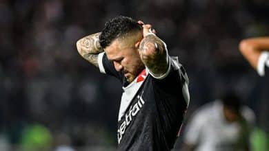 Pior aproveitamento e defesa mais vazada: os n&uacute;meros que explicam a crise do Vasco