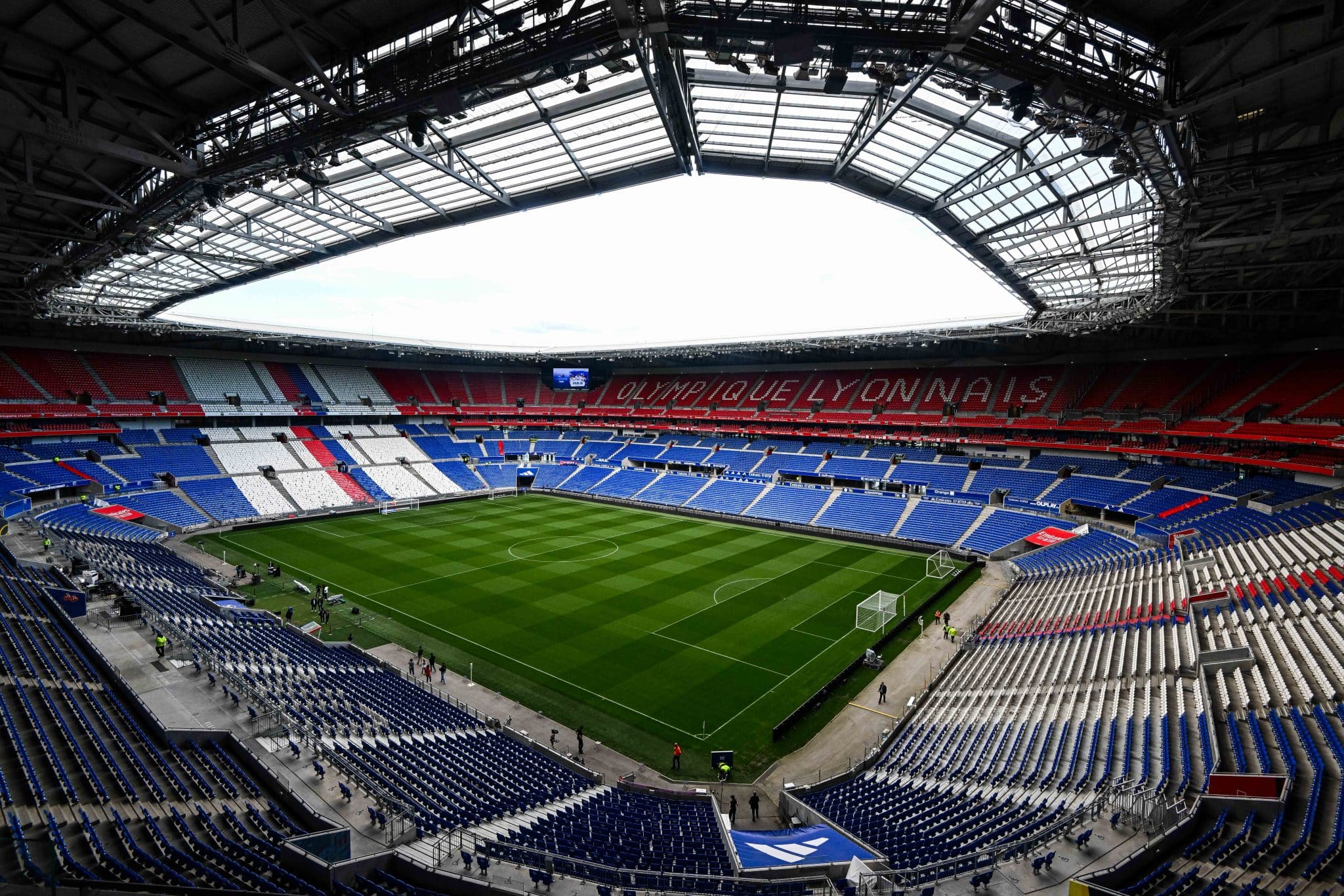 Foto: (IconSport) - Stade de Lyon