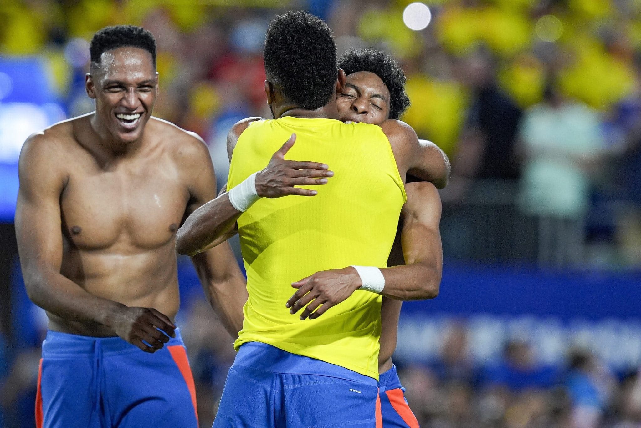 Jogadores da Col&ocirc;mbia comemoram classifica&ccedil;&atilde;o &agrave; final da Copa Am&eacute;rica