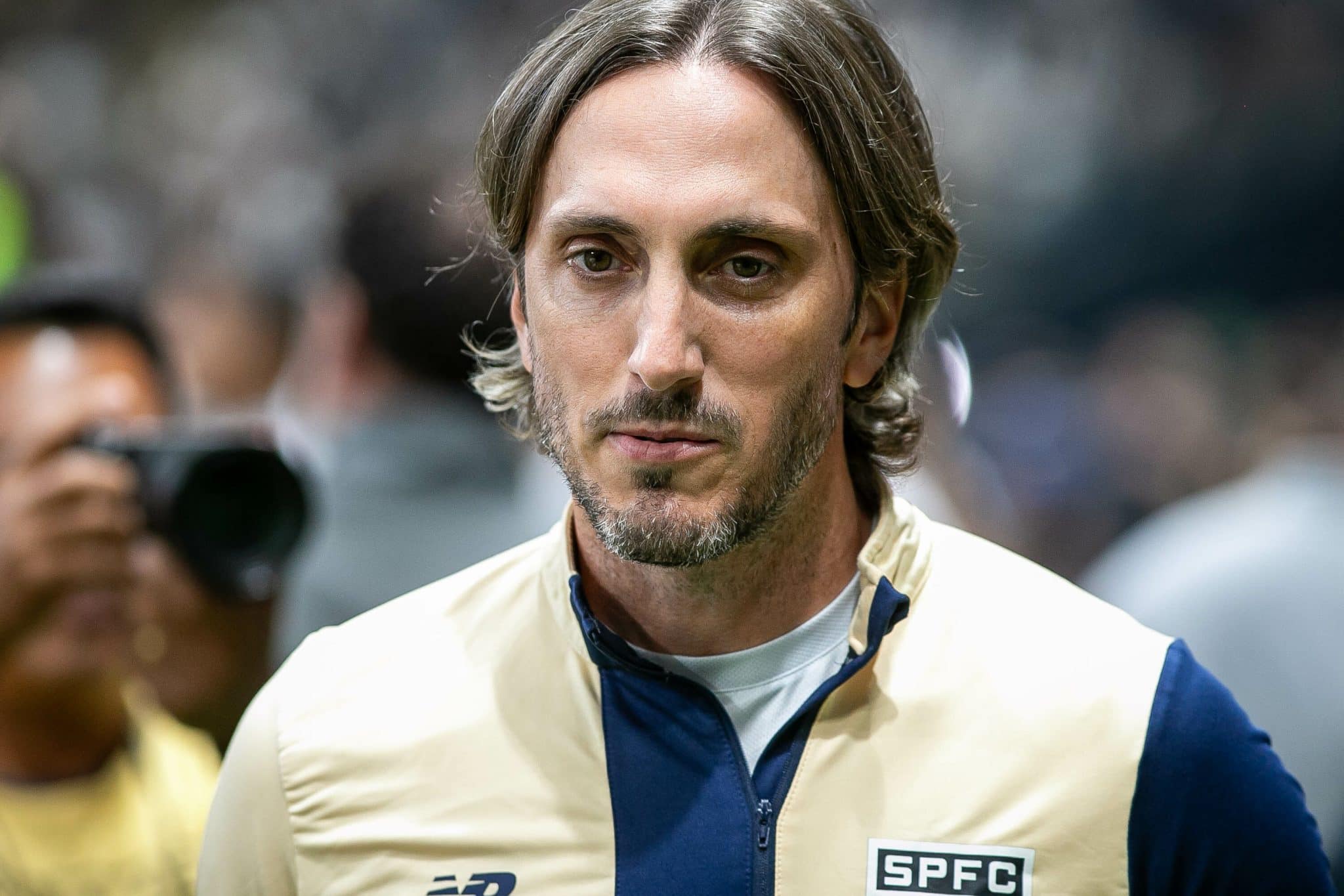 Temperamento de Zubeld&iacute;a vira problema para o S&atilde;o Paulo e pode gerar nova suspens&atilde;o