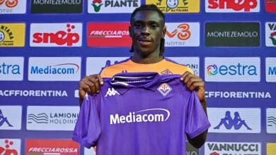 Novo atacante da Fiorentina, Moise Kean causa impacto negativo em apresenta&ccedil;&atilde;o; assista