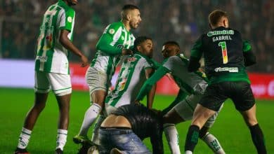 Da neblina &agrave; expuls&atilde;o inacredit&aacute;vel, Juventude e Internacional fizeram jogo ca&oacute;tico que entrar&aacute; para a hist&oacute;ria
