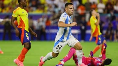 Lautaro salva Messi e Di Mar&iacute;a em mais um t&iacute;tulo da Argentina