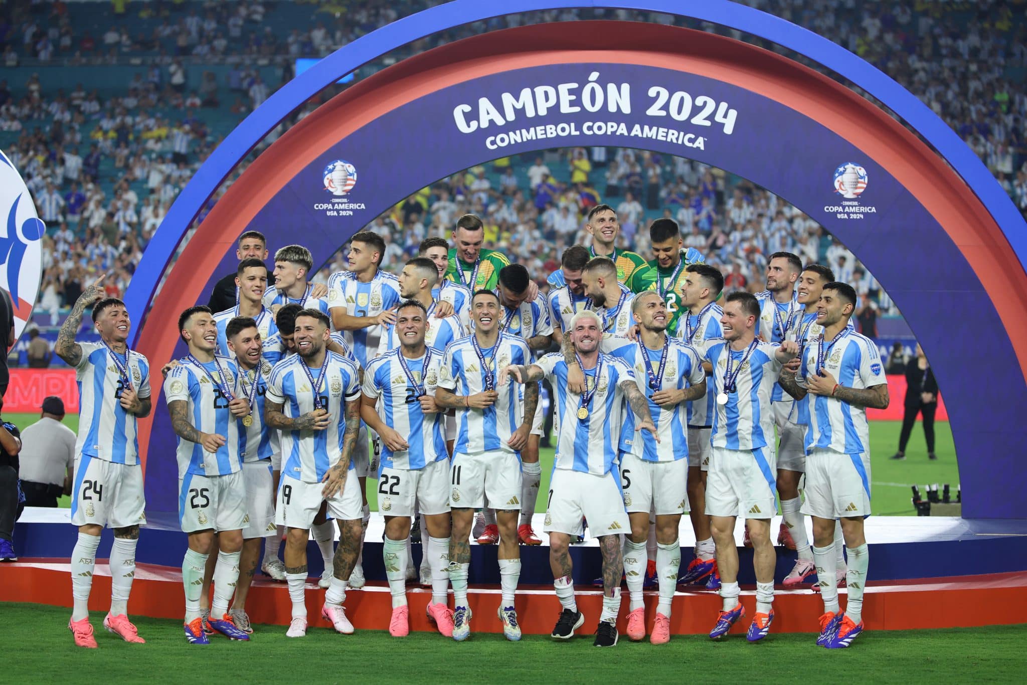 Sem Messi e sem Casa Rosada: Argentina volta remendada e n&atilde;o deve visitar presidente