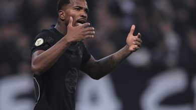 Corinthians multa Cac&aacute; ap&oacute;s rea&ccedil;&atilde;o explosiva contra jornalistas; entenda o que motivou a atitude