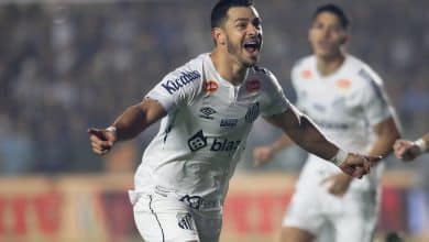 Goleada prova que o Santos &lsquo;s&oacute;&rsquo; precisa da Vila Belmiro para voltar &agrave; S&eacute;rie A